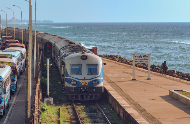 காங்கேசன்துறைகொழும்பு இன்டர்சிட்டி ரயில் சேவை மட்டுப்படுத்தல்: ஜூலை முதல் வாரத்தில் நாட்கள் மட்டுமே இயக்கம்